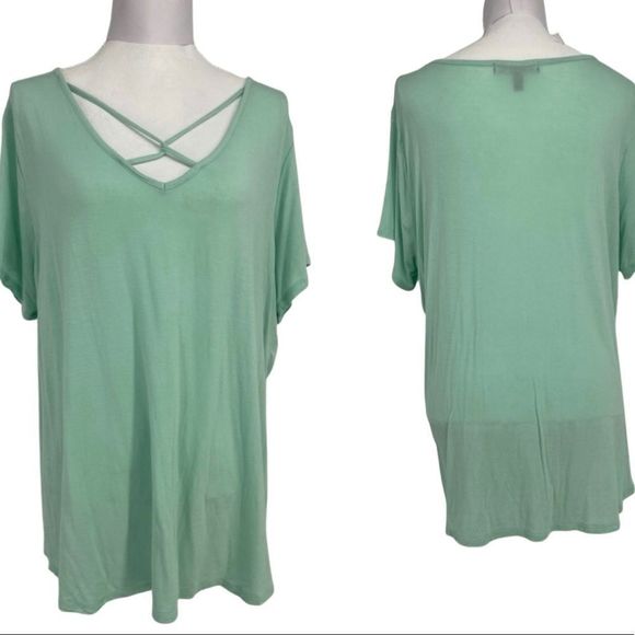 Derek Heart Seafoam Green Criss-Cross Neck Tee - Picture 1 of 7
